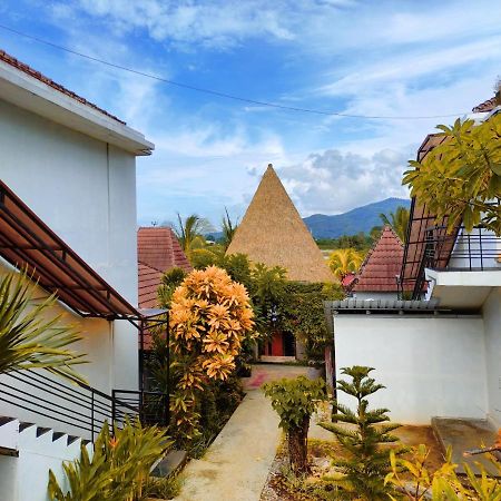 Exotic Komodo Hotel Labuan Bajo Dış mekan fotoğraf