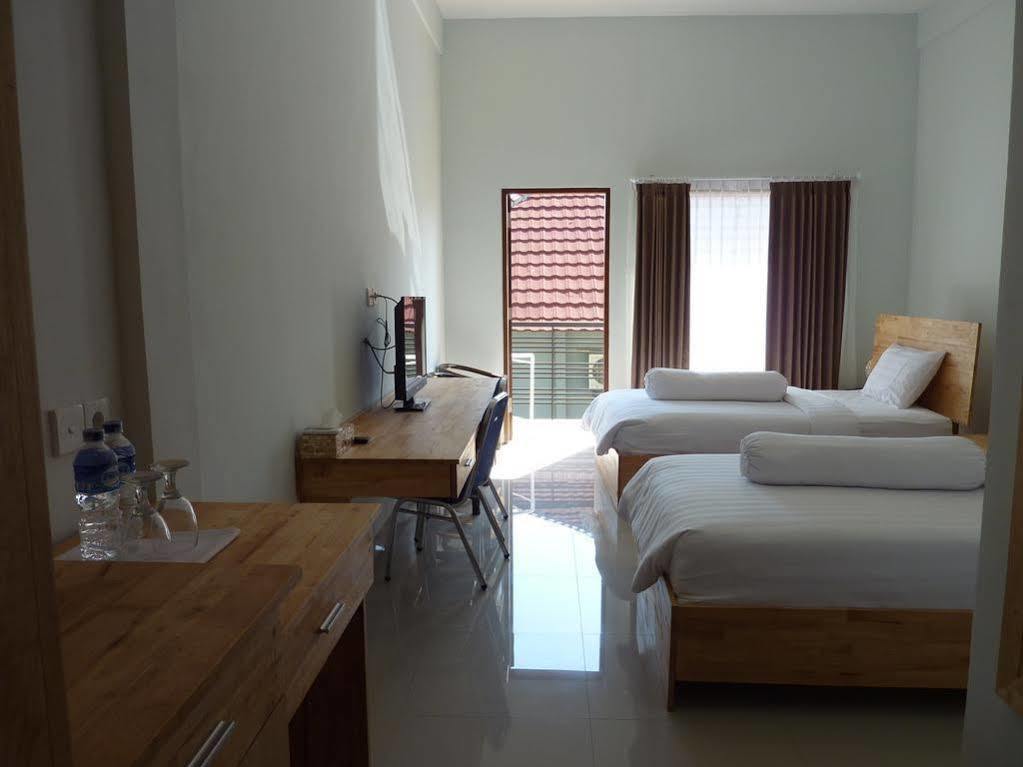 Exotic Komodo Hotel Labuan Bajo Dış mekan fotoğraf